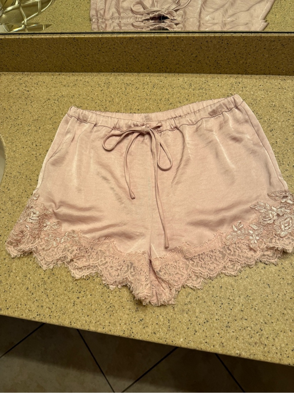 Bloomingdale’s Aqua Brand Pale Pink satin Women's Lace Trim Shorts size S